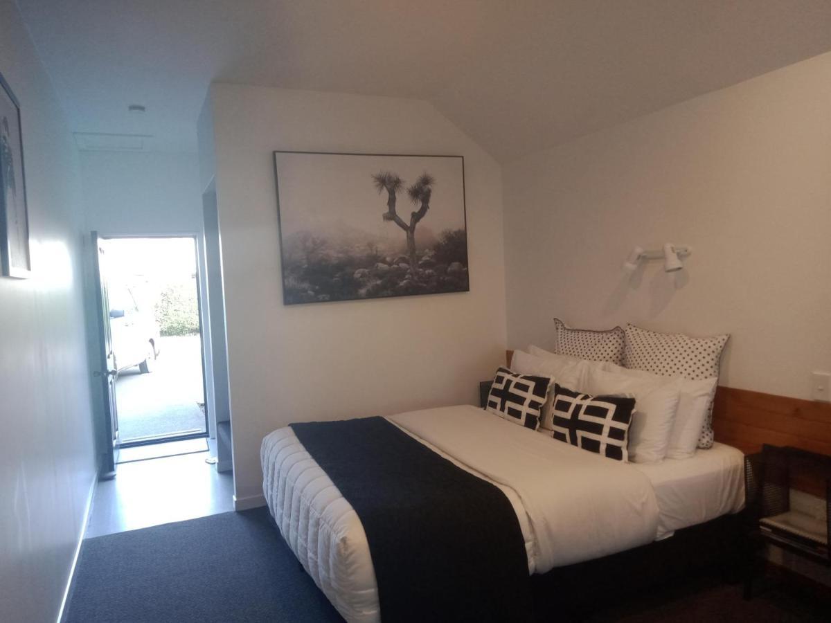 Four Peaks Motel Geraldine Dış mekan fotoğraf