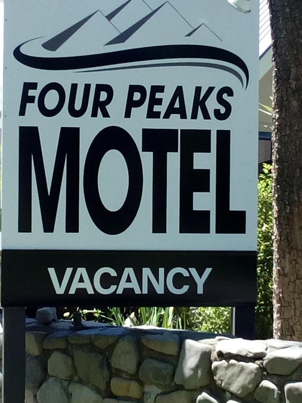 Four Peaks Motel Geraldine Dış mekan fotoğraf